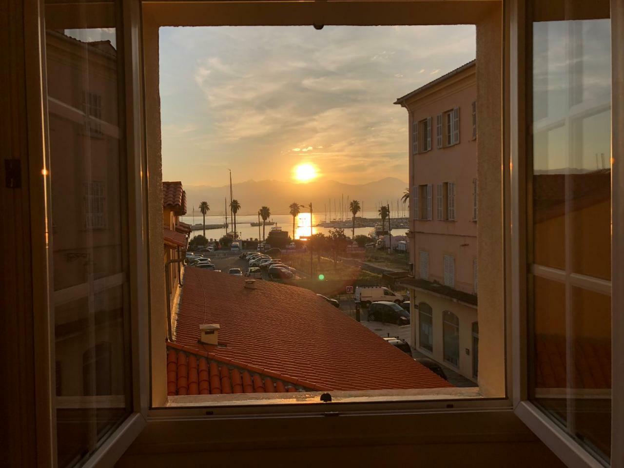 Appartement Vue Mer Centre Ville Ajaccio  Bagian luar foto